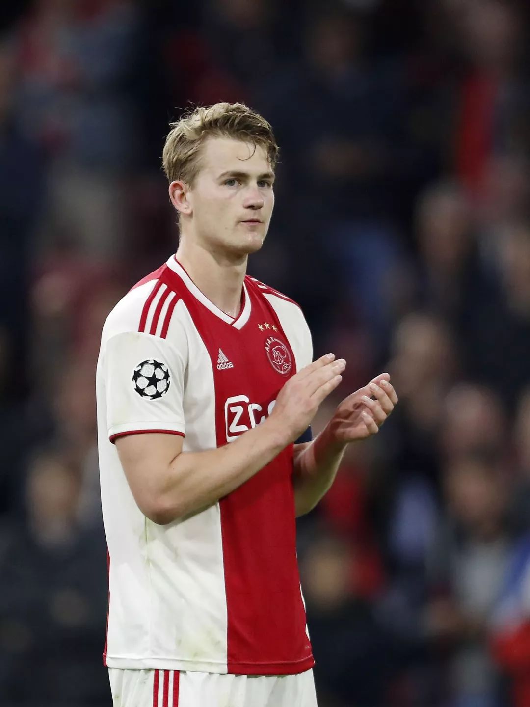 包含巴黎圣日耳曼内部会议纪要流出——赛前单刀错失;荷甲使命明确;更衣室氛围转暖的词条 包含巴黎圣日耳曼内部会议纪要流出——赛前单刀错失;荷甲使命明确;更衣室氛围转暖的词条