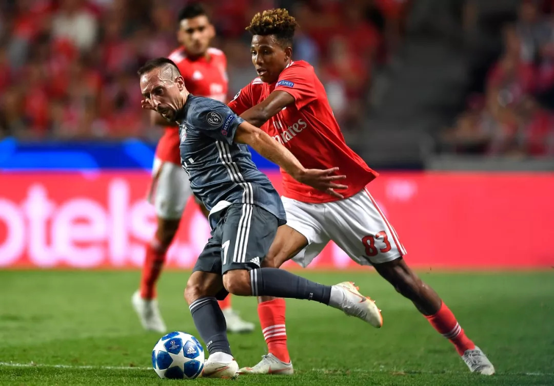 九游网页版入口-广东宏远迎欧冠关键赛，今夜扳平良机，悬念犹存，团队化学反应显著的简单介绍